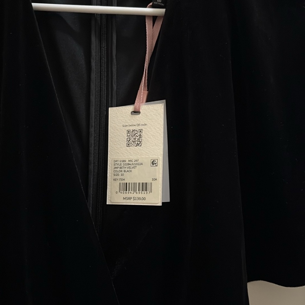 NWT Alex Marie Beth Wrap Jumpsuit Black Velvet size 10 Elegant Classic - Picture 3 of 8
